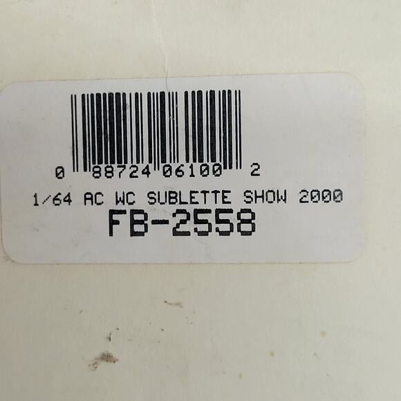 Vintage Scale Models 1/64 scale Allis-Chalmers WC diecast/plastic tractor orange - Picture 9 of 9